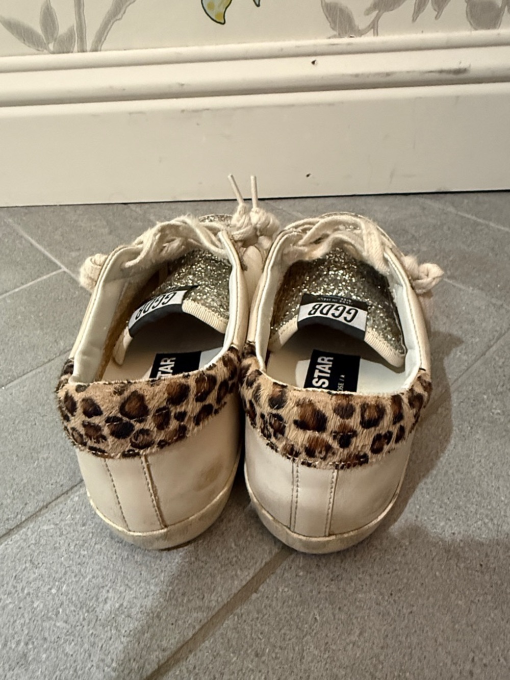 Golden Goose Beige Low-Top Sneakers with Silver Glitter & Leopard Heel size 39 - Picture 3 of 4